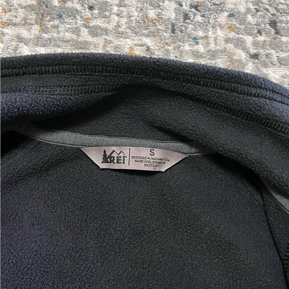 REI Co-Op Classic Fleece Vest - Women’s Small - Picture 8 of 13